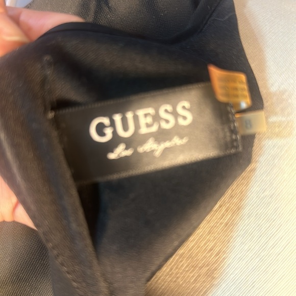 Black short dress by Guess size 8 - Picture 6 of 6